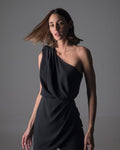 Vestido midi satinado tipo slip negro para mujer - Velora